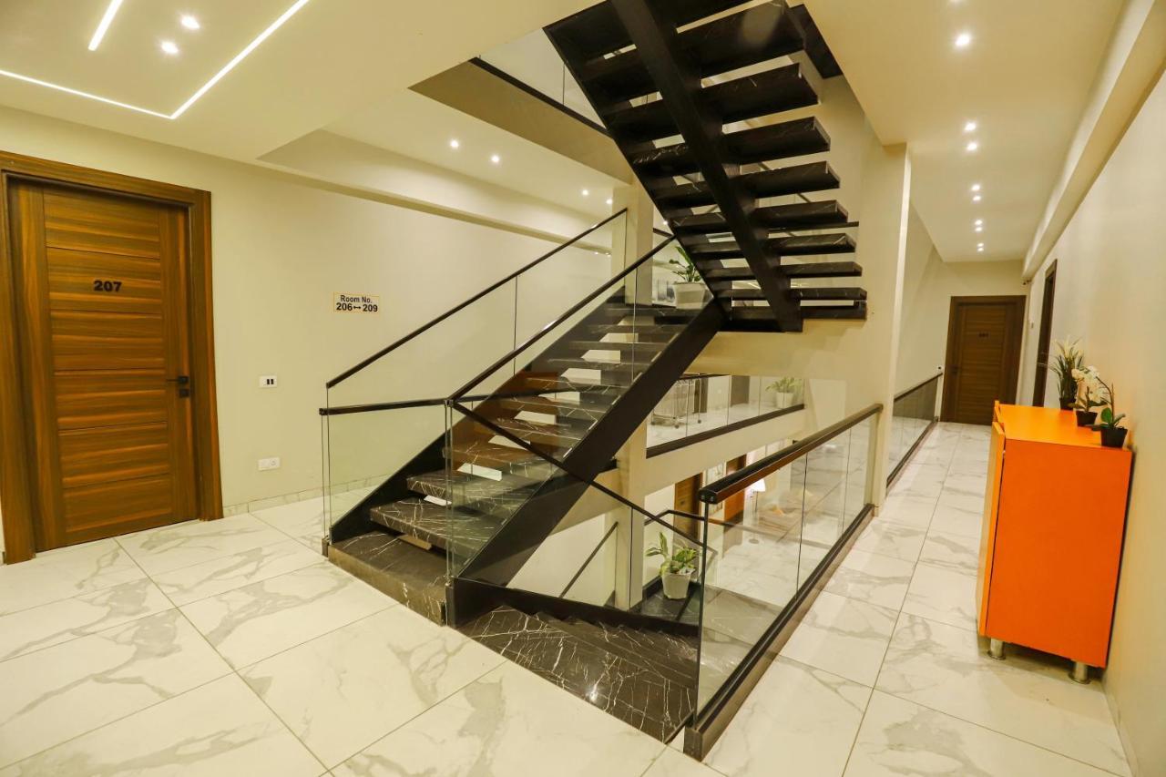 Kohsa7 Hotel Gurgaon Exterior photo