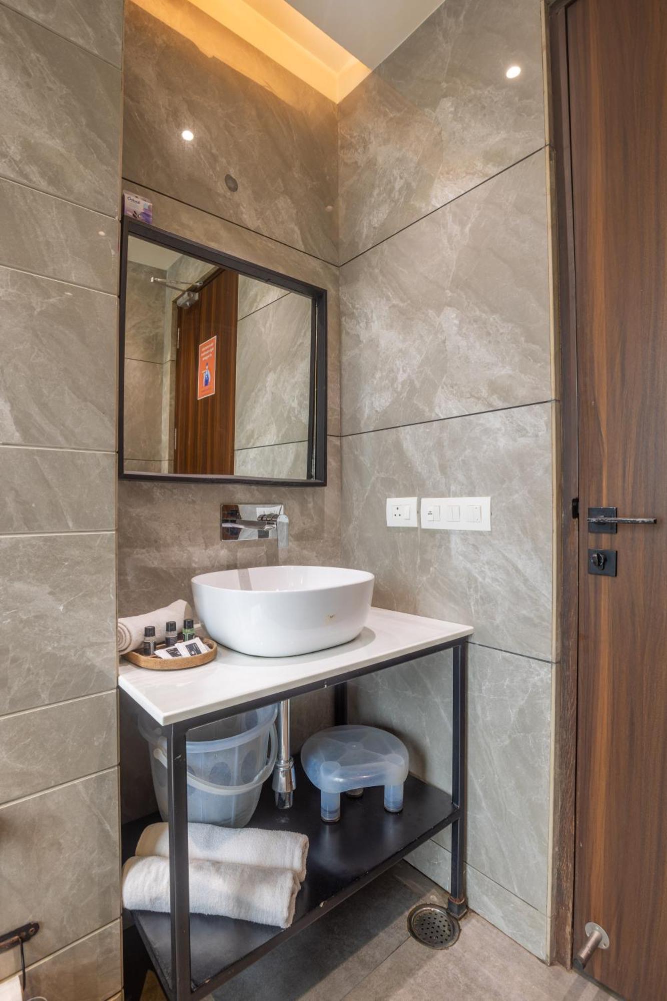 Kohsa7 Hotel Gurgaon Exterior photo